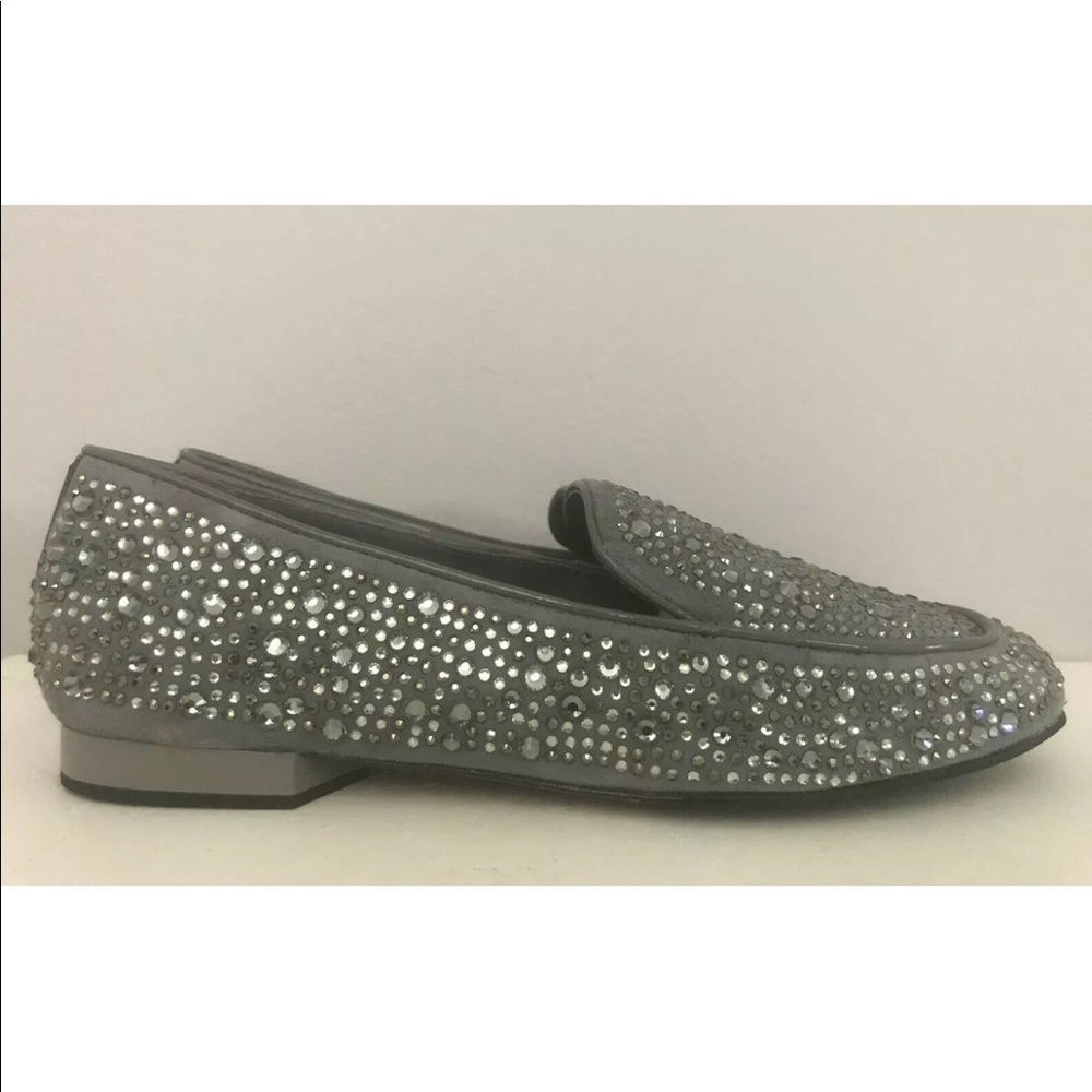 Donald Pliner ✨ NWOT Sparkle Embellished Loafer Gray Suede